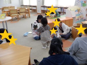 えほんのひろば