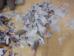 【11/9 新聞紙レクリエーション】